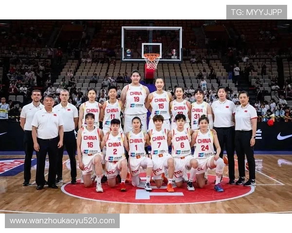 新疆与广东第三场激战回顾 两队鏖战四节尽显篮球巅峰对决